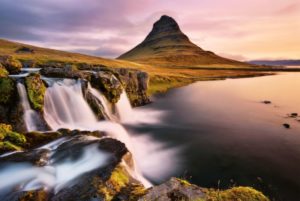 alba sul Kirkjufell (Islanda)