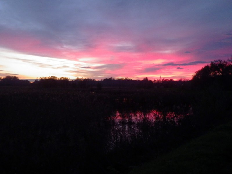 tramonto al lago di porta