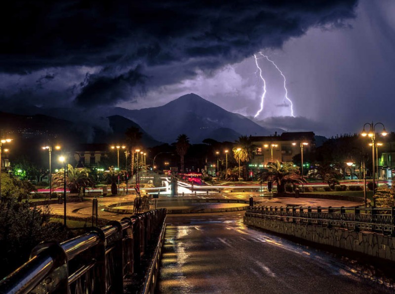 thunder marina di pietrasanta