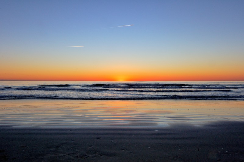 esplosione di colori al tramonto