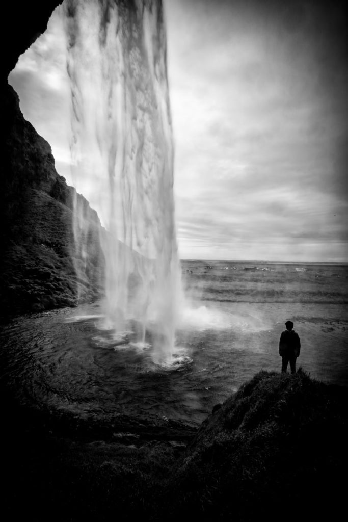 i segreti della cascata di seljalandsfoss