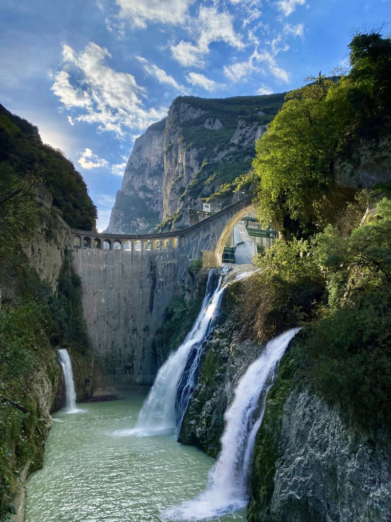 il fiume è come il tempo